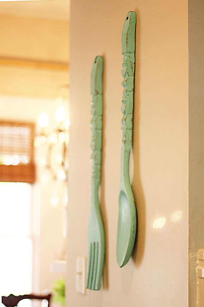 oversized fork and spoon