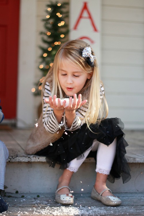 Olivia - blowing faux snow