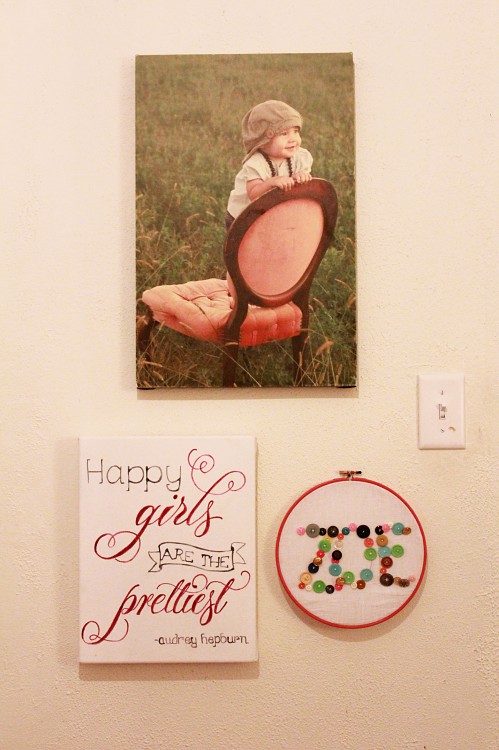 button hoop art